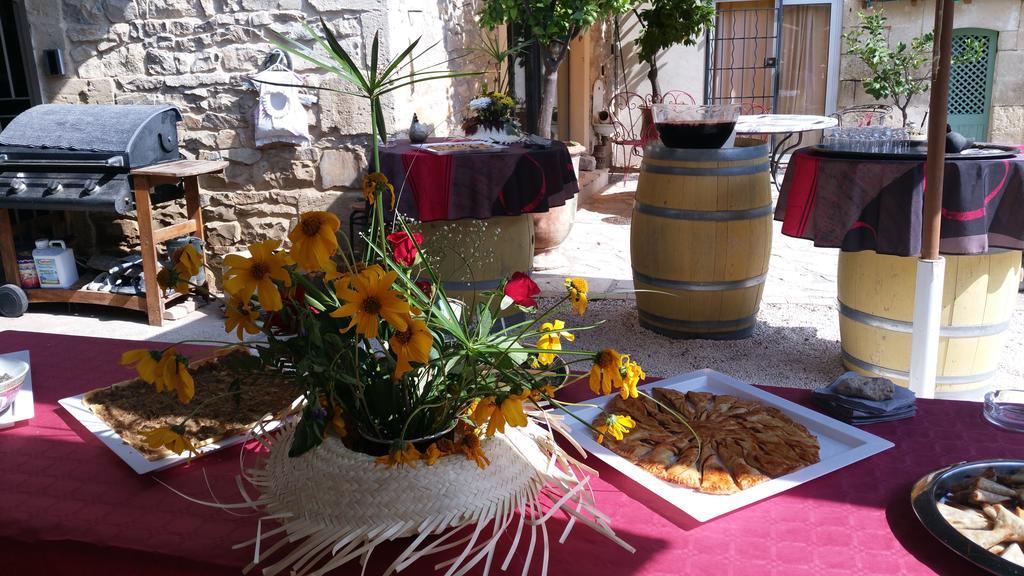 Le Clos Des Aramons Bernis Eksteriør bilde
