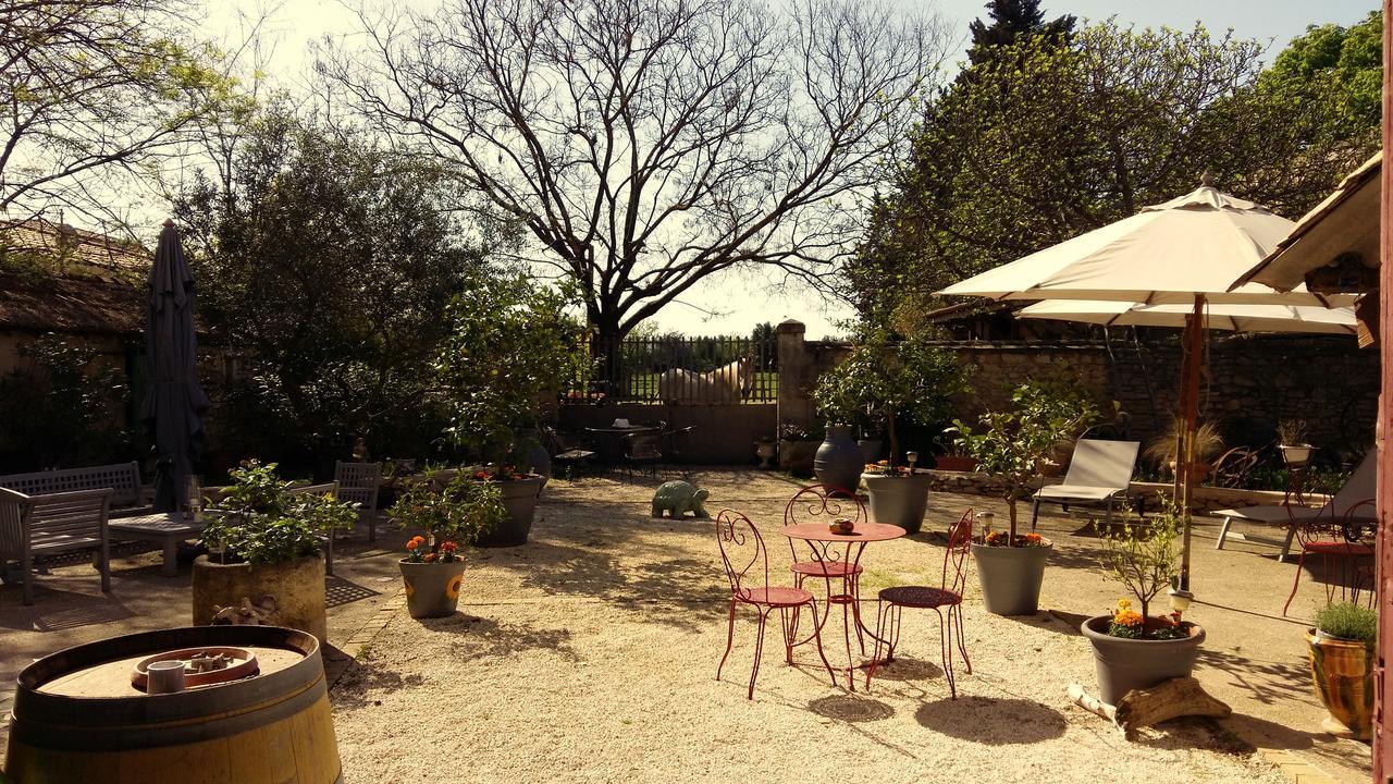 Le Clos Des Aramons Bernis Eksteriør bilde