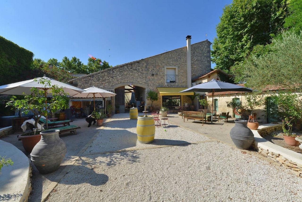 Le Clos Des Aramons Bernis Eksteriør bilde